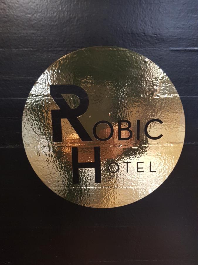 Brit Hotel Essentiel Pontivy Robic Eksteriør billede