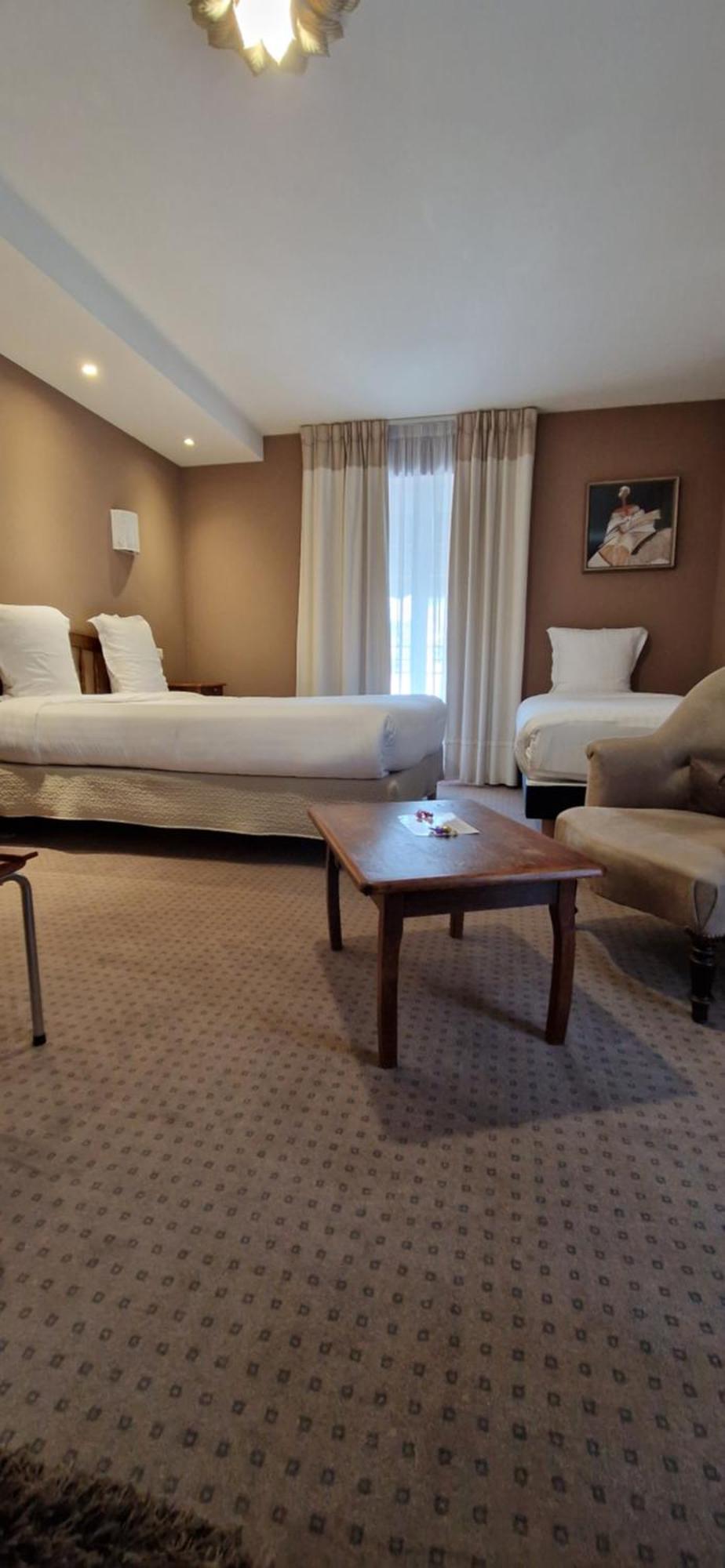 Brit Hotel Essentiel Pontivy Robic Eksteriør billede