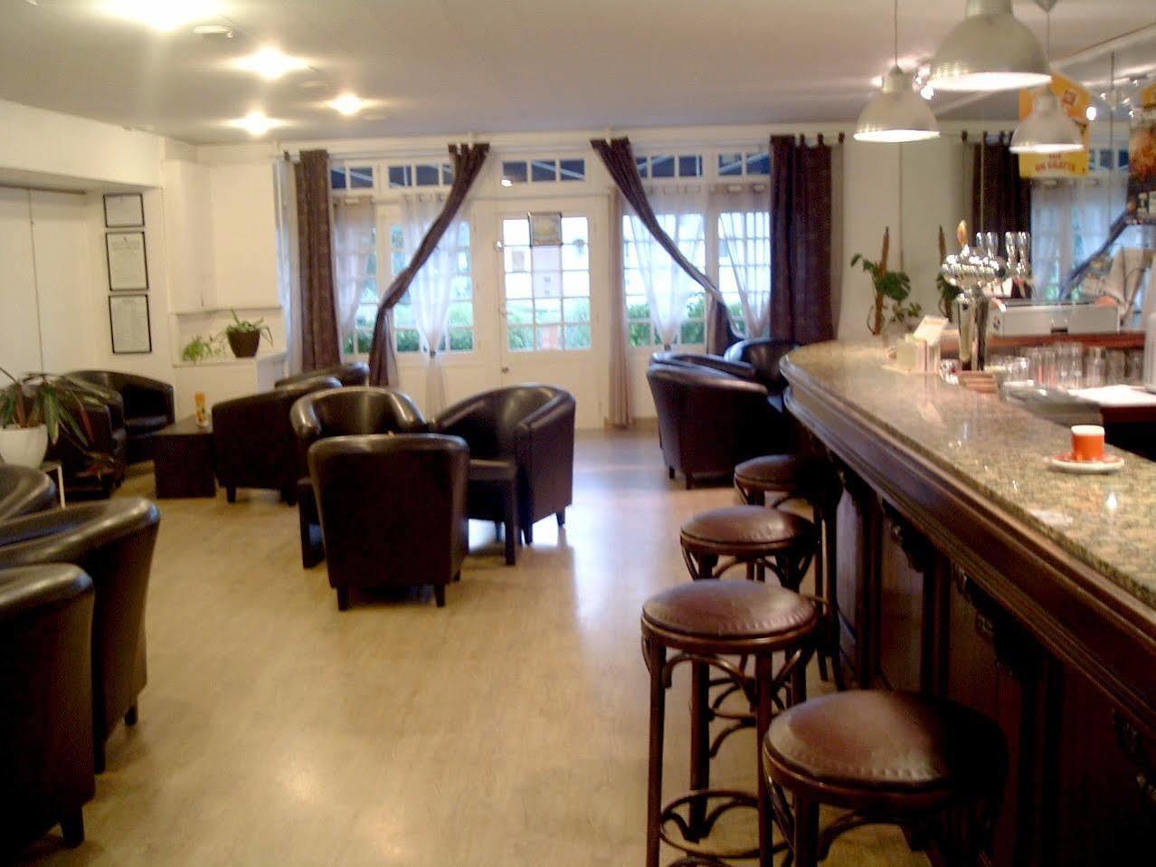Brit Hotel Essentiel Pontivy Robic Eksteriør billede