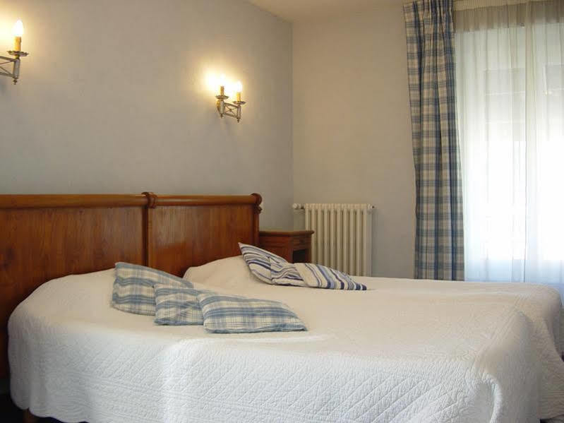 Brit Hotel Essentiel Pontivy Robic Eksteriør billede