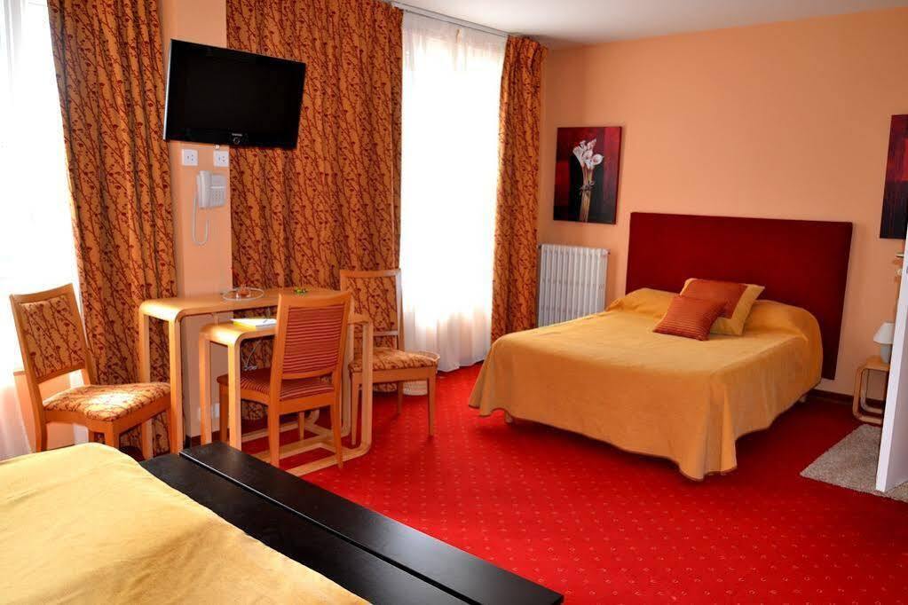 Brit Hotel Essentiel Pontivy Robic Eksteriør billede