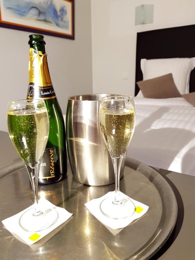 Brit Hotel Essentiel Pontivy Robic Eksteriør billede