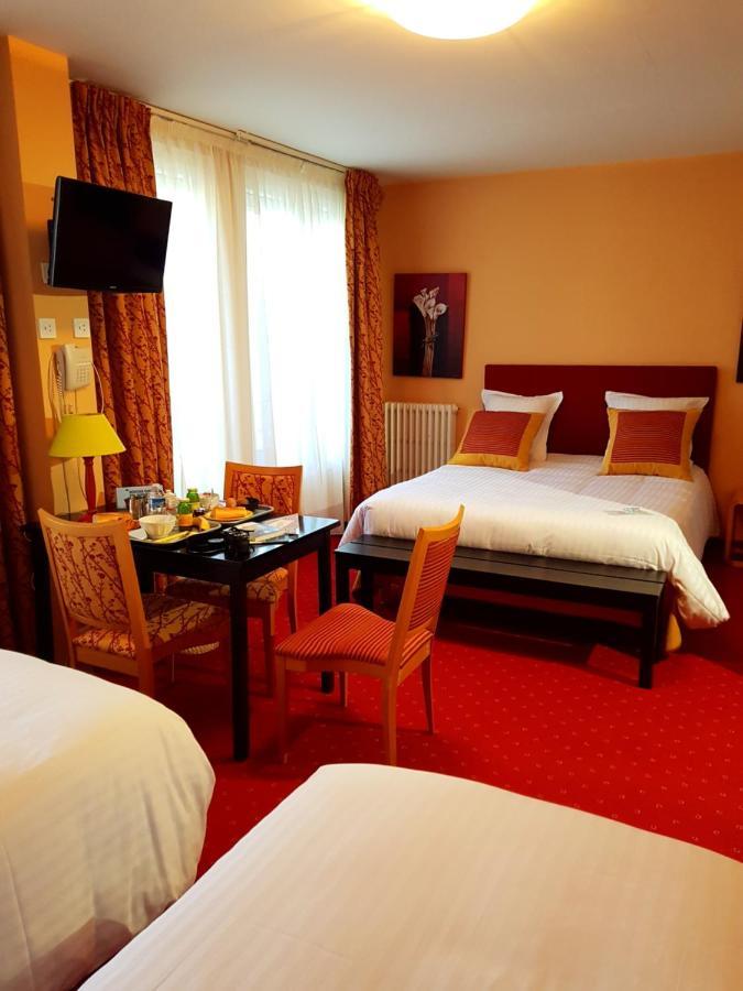Brit Hotel Essentiel Pontivy Robic Eksteriør billede